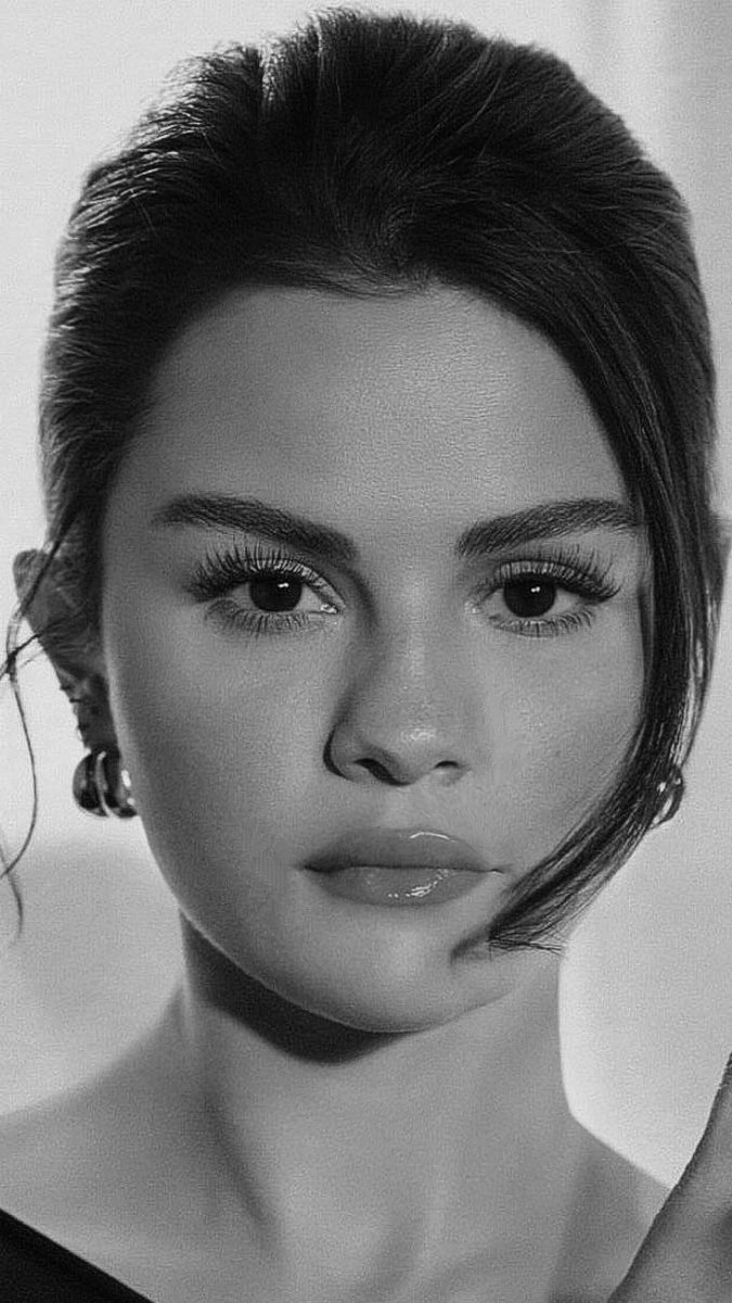 M | 🖤 (@sgpostlng) on Twitter photo 