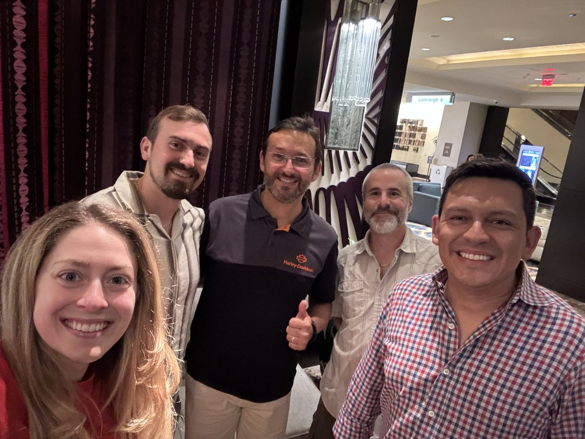 Good food, great people, and plenty of laughs after a day full of cool science yesterday at #ASHS2025. Catching up with friends and colleagues is still the best part of any conference. #horticulture <a href="/ASHS_Hort/">ASHS</a> @gnunezuf <a href="/rhuanito/">Rhuanito Ferrarezi</a>