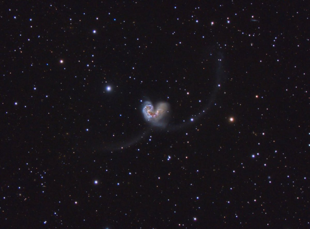 astropics's tweet photo. Cosmic Heart https://t.co/uA6yDg0neh