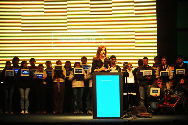 Cristina Kirchner archivo (@cfkarchivo) on Twitter photo 