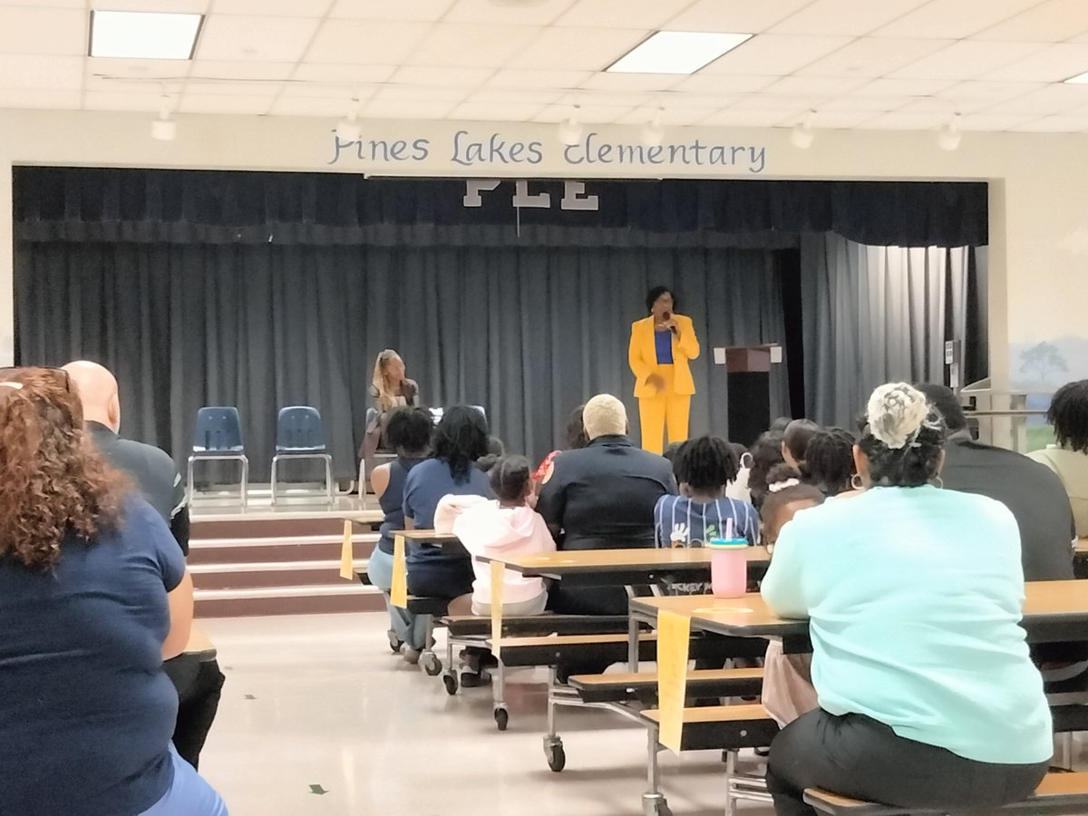 booURNS742 (@boourns742) on Twitter photo It was so great to meet our new <a href="/pineslakesel/">Pines Lakes Elementary School</a> principal Dr. Jackson π We're excited for the new year coming up ππ«πΈ #PantherPride It was so great to meet our new <a href="/pineslakesel/">Pines Lakes Elementary School</a> principal Dr. Jackson π We're excited for the new year coming up ππ«πΈ #PantherPride