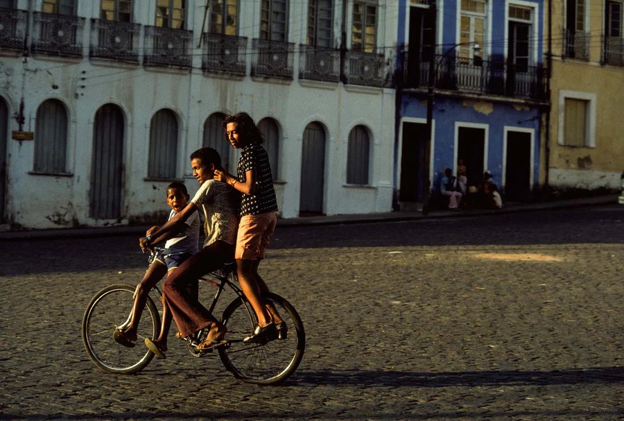salvador, bahia, 1976. por jay maisel.