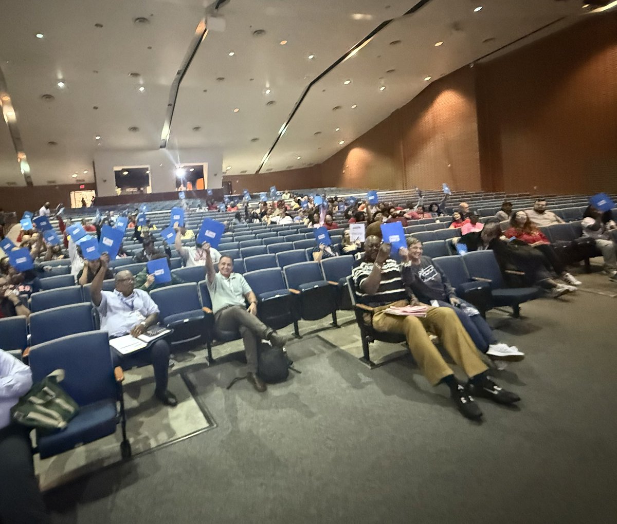 Karen Lucario (@ap_k_lu) on Twitter photo Round of Applause for a successful training <a href="/DavisHS_AISD/">General Benjamin O. Davis, Jr. Senior High School</a> <a href="/AldineISD/">Aldine ISD</a> <a href="/davishs_falcons/">Anthony Watkins</a> 👏 👏 👏 #TLAC Round of Applause for a successful training <a href="/DavisHS_AISD/">General Benjamin O. Davis, Jr. Senior High School</a> <a href="/AldineISD/">Aldine ISD</a> <a href="/davishs_falcons/">Anthony Watkins</a> 👏 👏 👏 #TLAC