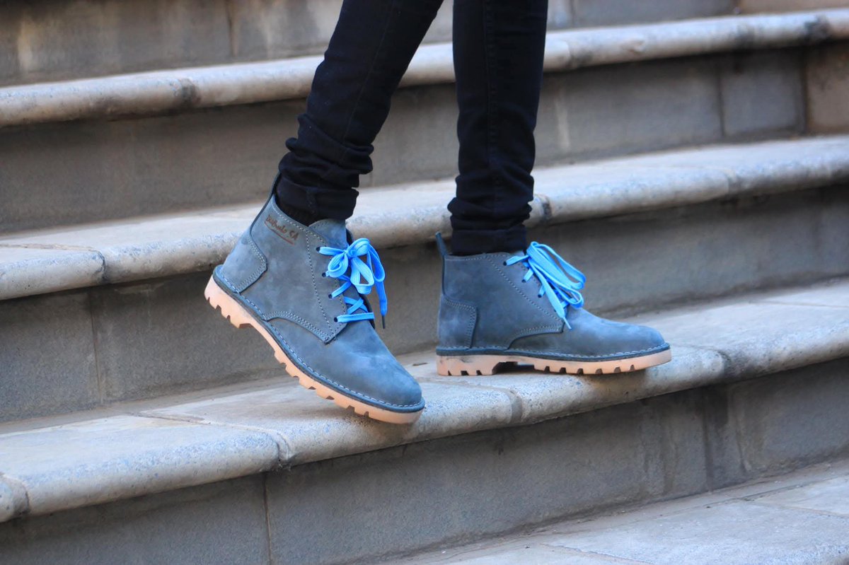 Shoes under R950 

WhatsApp 076 491 1138 to order