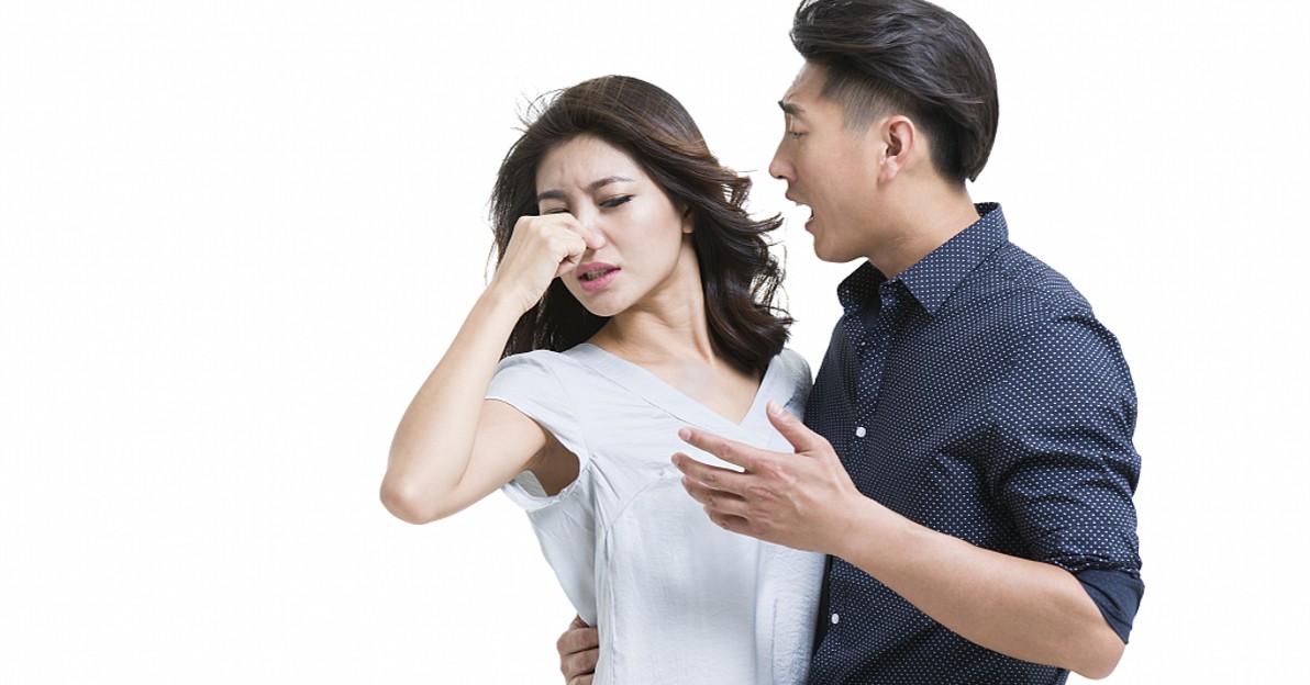 Sam_Cartierr's tweet photo. Even dating with bad breath (halitosis) is such a bigger problem. Remember to fight halitosis you will confident with your babes 😘. Then thank me later 🤗 
#SamAdvice https://t.co/I3qgcrJKAI