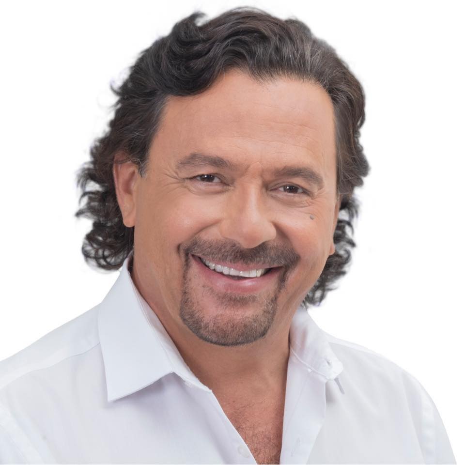Jorge Calvo (@calvojorgecalvo) on Twitter photo #QVOVADIS📻
<a href="/GustavoSaenzOK/">Gustavo Sáenz</a>
Yo no soy nadie para bendecir a nadie. No di el aval a ningún candidato, sería una falta de respeto a los salteños. Lo importante es que los salteños elijan a sus representantes. #QVOVADIS📻
<a href="/GustavoSaenzOK/">Gustavo Sáenz</a>
Yo no soy nadie para bendecir a nadie. No di el aval a ningún candidato, sería una falta de respeto a los salteños. Lo importante es que los salteños elijan a sus representantes.