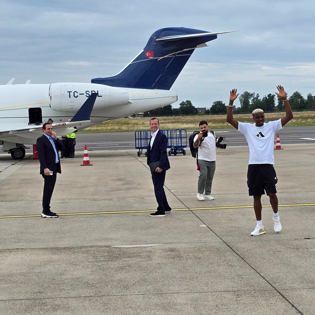 Çok bekledi bu anı #OsimhenToGalatasaray #osimhen #Galatasaray