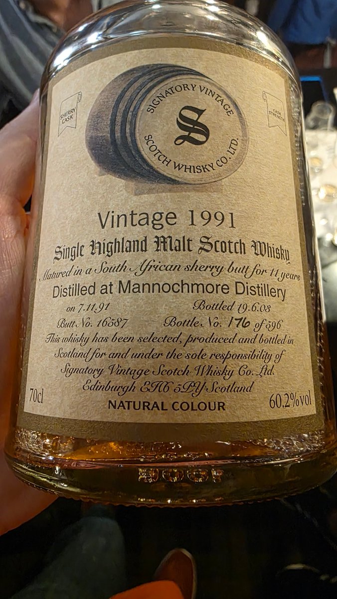 dnisbet250's tweet photo. #Dram 142 of #Dram366
#Mannochmore by @SignatoryWhisky
An old bottling by #Signatory
Easy going, nice solid dram from start to finish
8.
#BuyADram Yes
#BuyABottle Yes
#Scotch #Whisky #SingleMalt #SingleCask https://t.co/3N2NmhlHUT