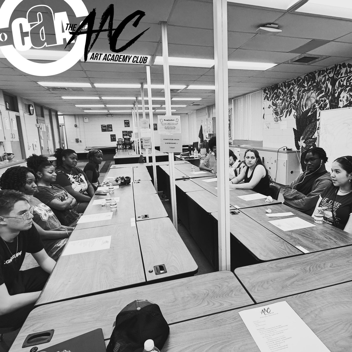 Our 2025-2026 Officers had a meeting today to be ready for the new school year. A lot of changes coming to the CAA lab and more. Stay tuned!

#CAA #AAC #ArtAcademyClub #TitanPride #myTBTart #TampaBayTech #ARatedSchool #Art #Artists #Design #CreativeTitansOfTampaBay #Designers