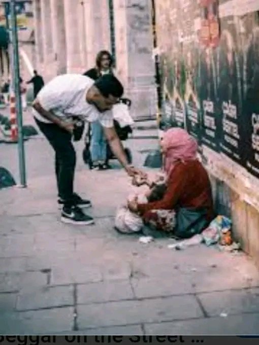 Begging is a form of human trafficking.
No human belongs on the street. @BurundiGovernment is called to take action now to protect lives and end this injustice.

#Endhumantrafficking
#AYGE
#YENAYOUTH
#UNODC