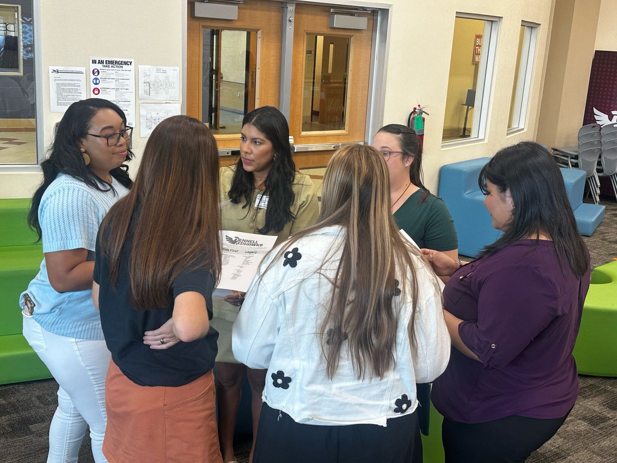 Our new Rennell staff members are learning all about our culture here at Rennell and have added their names to our culture agreements! Welcome to the nest! #WeAreRennell