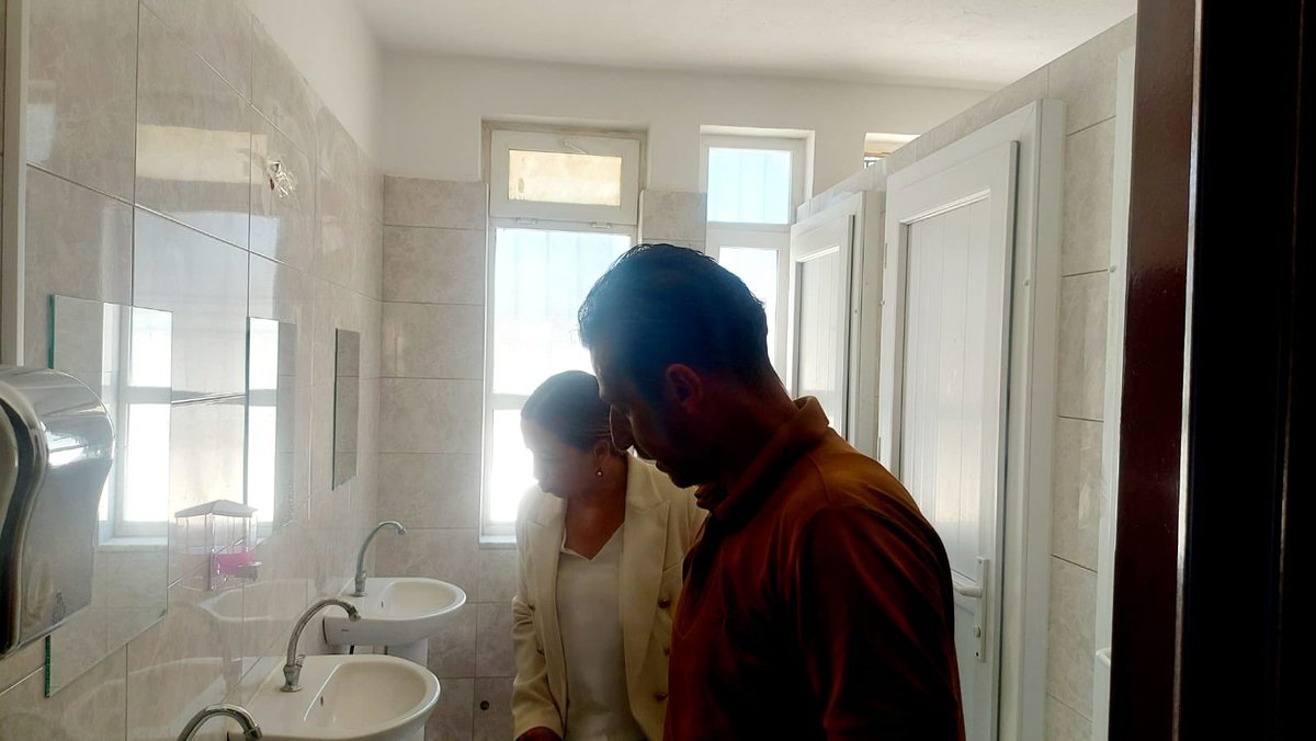 Yaz döneminde planlı ve titizlikle yürütülen bu çalışmalar sayesinde öğrencilerimizin daha modern, güvenli ve sağlıklı ortamlarda eğitim almaları amaçlanıyor.

<a href="/tcmeb/">Millî Eğitim Bakanlığı</a> <a href="/mugla_mem/">Muğla İl Millî Eğitim Müdürlüğü</a> <a href="/emrecay55/">Emre ÇAY</a> <a href="/SerapSerapaksel/">Serap AKSEL</a>