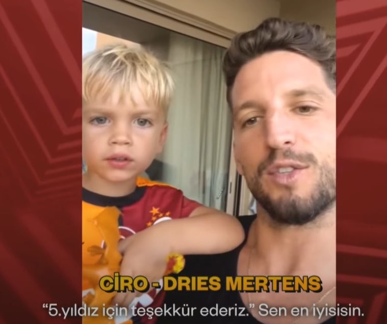 Ciro ve Dries Mertens'ten Osimhen'e: "5. yıldız için teşekkür ederiz. Sen en iyisisin. Galatasaray'a hoş geldin Osimhen." (Galatasaray Youtube)