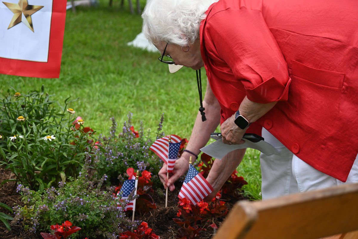 Welcome Centers are quick stops on longer journeys, but a Gold Star Memorial is a new reason to pause at I-80 Welcome Center in Mercer Co. 
Recently unveiled w/the Garden Club Federation of PA, the plaque honors the sacrifices of families of military personnel who died in action.