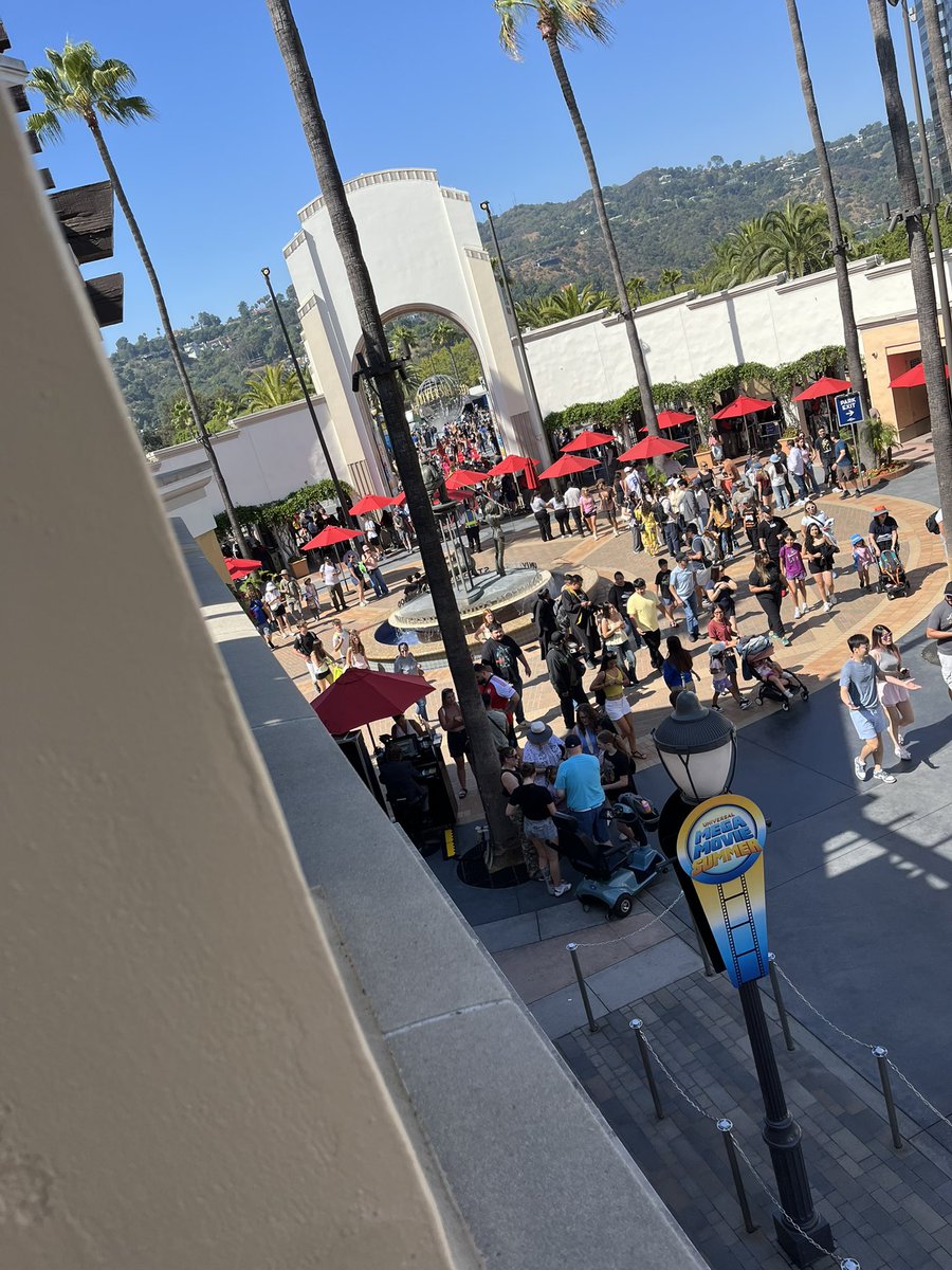 Gail Simone 💙💛 tweet media