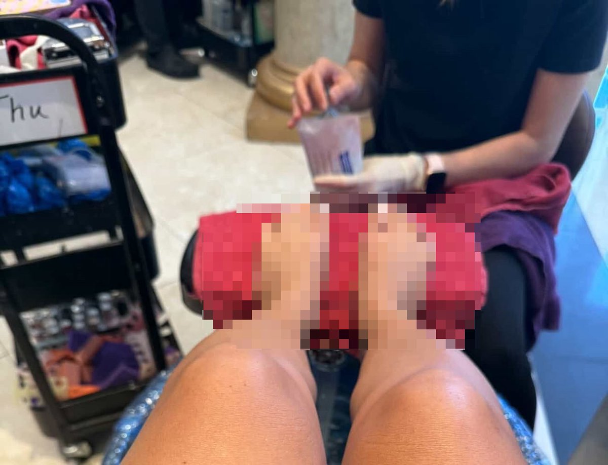 Youpayjamie's tweet photo. Nice and pampered for my footboys 😉 https://t.co/daozXDWJzX