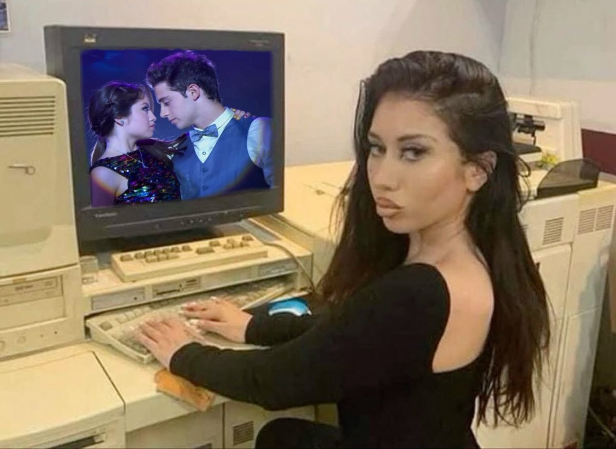 sabri (@louvkarol) on Twitter photo 