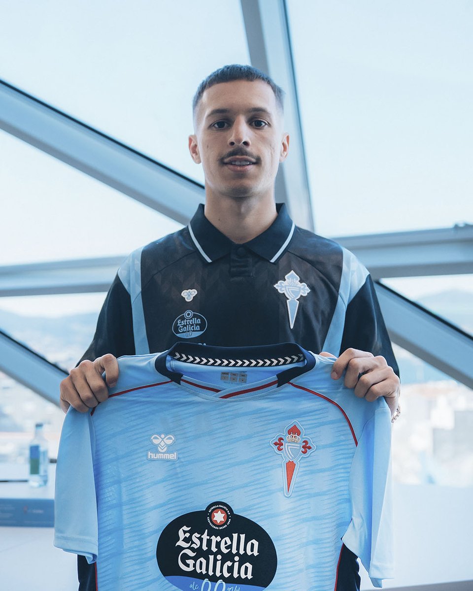 RCCelta's tweet photo. Signed ✔ https://t.co/9gbA4zm2dm