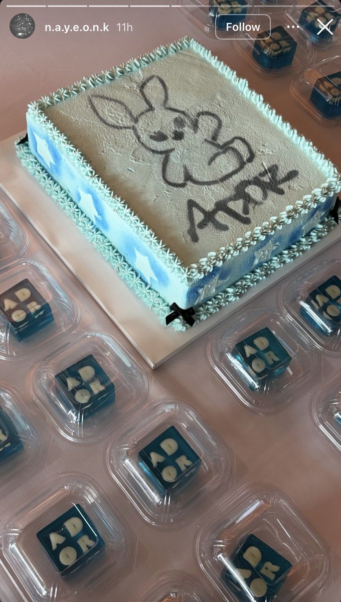 njzfaerie's tweet image. this is actually so… just wow. all for a bg some soulless man demanded be brought into creation? what do you make of this, bunnies?