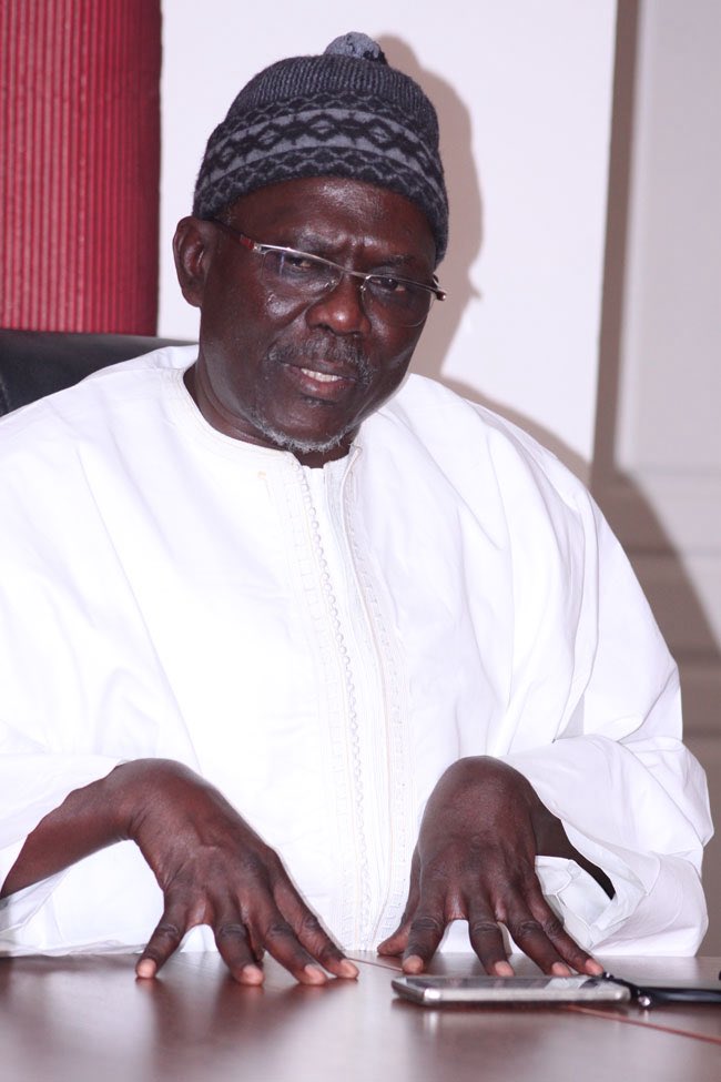 ngenaar's tweet photo. Fin d'un honteux et indigne kidnapping politico-judiciaire :

Je remercie mes avocats Mes El Hadj Amadou Sall, El Hadi Diouf, Antoine Mbengue et Oumar Youm pour leur engagement républicain et leur professionnalisme.

Je remercie parents, proches, amis et toutes celles et ceux qui partagent mon combat contre la vermine Pastef.

Le Parquet, manifestement transformé en milice à la solde du pouvoir fasciste de Pastef, vient de me faire condamner à 15 jours de prison fermes après une séquestration de 51 jours, pour avoir dénoncé la clochardisation de la République.

Cette décision politique est une insulte à la République dont le protocole constitue un des éléments de sa sacralité. Si cette condamnation arrive pour me priver d'un droit constitutionnel de critiquer les médiocres qui gouvernent le Sénégal, c'est peine perdue.

Tant que les tenants du pouvoir actuel continuent à balafrer la République je les dénoncerai et les combattrai sans gants.

J'annonce une conférence de presse le mercredi 6 août dans un lieu qui sera communiqué bientôt.

Vive la République !

Vive le Sénégal !

Moustapha Diakhate