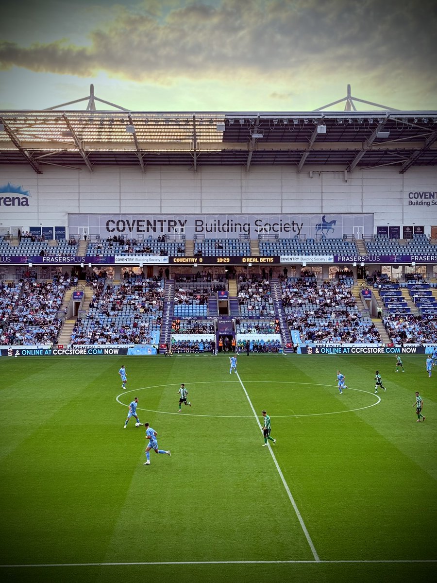 🇪🇸 <a href="/RealBetis/">Real Betis Balompié 🌴💚</a> en nuestra casa

#PUSB