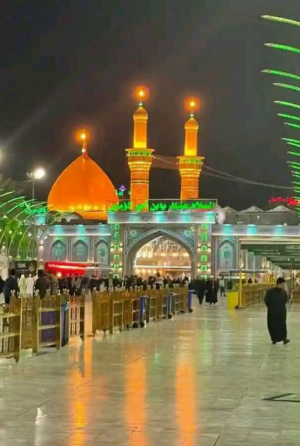 ZahraKazmi122's tweet photo. آنکھیں ترستی ہیں دل سے اٹھتی ہے یہی دعا ُُُ یا پروردگار عالمین کربلا دکھا😭🙏🙏 https://t.co/MiypC7Llzg