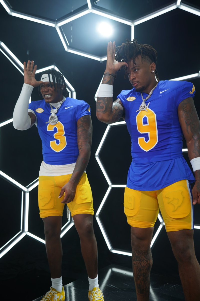 Pitt Panthers (@pitt_athletics) on Twitter photo Beware of the sharks 🦈🦈
Congrats to <a href="/Rasheembiles/">Rasheem “The dream” Biles 🦈</a> & <a href="/K_009r/">Kyle Louis⁹🦈</a> for being named to the Butkus Award Watch List!
The two Panther LBs are looking to be named the nation's best linebacker... Beware of the sharks 🦈🦈
Congrats to <a href="/Rasheembiles/">Rasheem “The dream” Biles 🦈</a> & <a href="/K_009r/">Kyle Louis⁹🦈</a> for being named to the Butkus Award Watch List!
The two Panther LBs are looking to be named the nation's best linebacker...