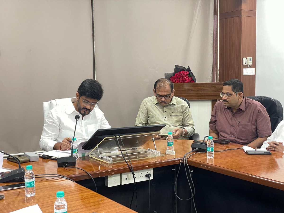 SidShirole's tweet photo. Urgent Reforms needed in MSEDCL

Today, in the review meeting I strongly urged MSEDCL (Mahavitaran) to implement immediate and citizen-centric reforms to enhance transparency, safety, and accountability in electricity supply and maintenance operations across Pune.

📍 Advance Notice is a Must
Whether planned or unplanned, maintenance shutdowns must be communicated to citizens in advance via SMS and social media. Sudden outages leave citizens in the dark - literally and figuratively.

📍 No More Shifting Burdens
MSEDCL must stop asking citizens to purchase cables or materials during repairs. If the cable between the DP and meter is damaged, it is MSEDCL's responsibility and not the consumer’s.

📍 Protect Lives, Especially in Monsoon
Transformers and DPs in densely populated areas must be enclosed with protective compounds. Uncovered transformers in monsoon conditions are serious safety hazards.

📍 Act on Critical Infrastructure Issues
- Remove all dead poles without delay
- Conduct an audit of overhead cables and shift them underground
- Expedite approval of Pune’s RDSS scheme proposal submitted to the State Government

These are not mere requests,  they are necessities to prevent accidents, ensure reliable service, and safeguard lives.

Grateful to Executive Engineer Nitin Thite and the Shivajinagar MSEDCL team for their positive response to the discussion. I also thank all community leaders and concerned citizens who joined today to push for a safer, smarter Pune.

#SiddharthShirole #PowerSafety #MSEB #PuneDevelopment #Shivajinagar #UrbanSafety #PublicAccountability #SmartCityPune #CitizenFirst #ElectricityReform

@MSEDCL