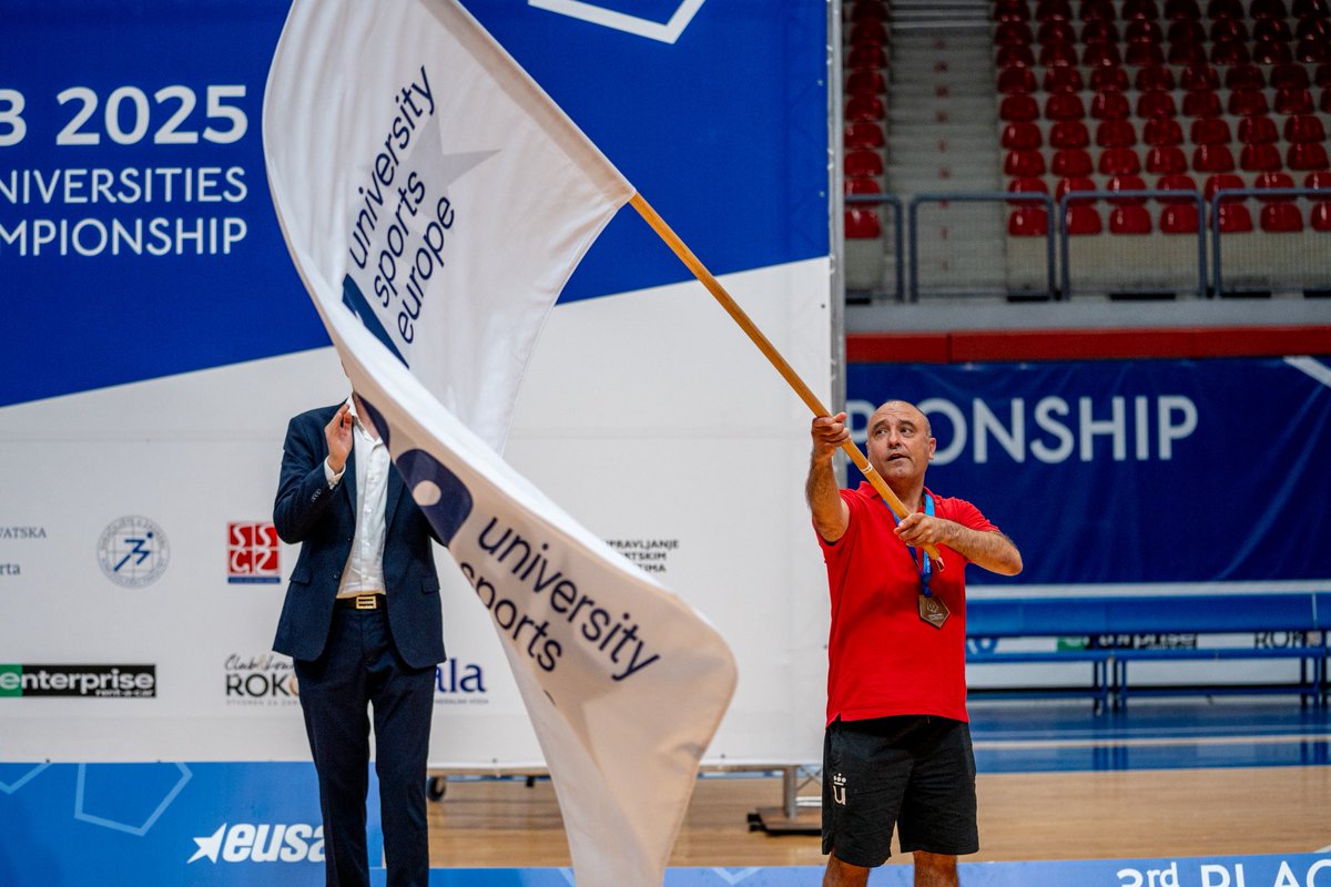 The EUSA flag now heads to Madrid! 🇪🇸
Thank you, Zagreb — it’s been unforgettable. 🥹 See you in Spain for the next chapter of EUC Futsal! ⚽✨

#EUCFutsal #Zagreb2025 #Madrid2027 #EUSA #UniSport