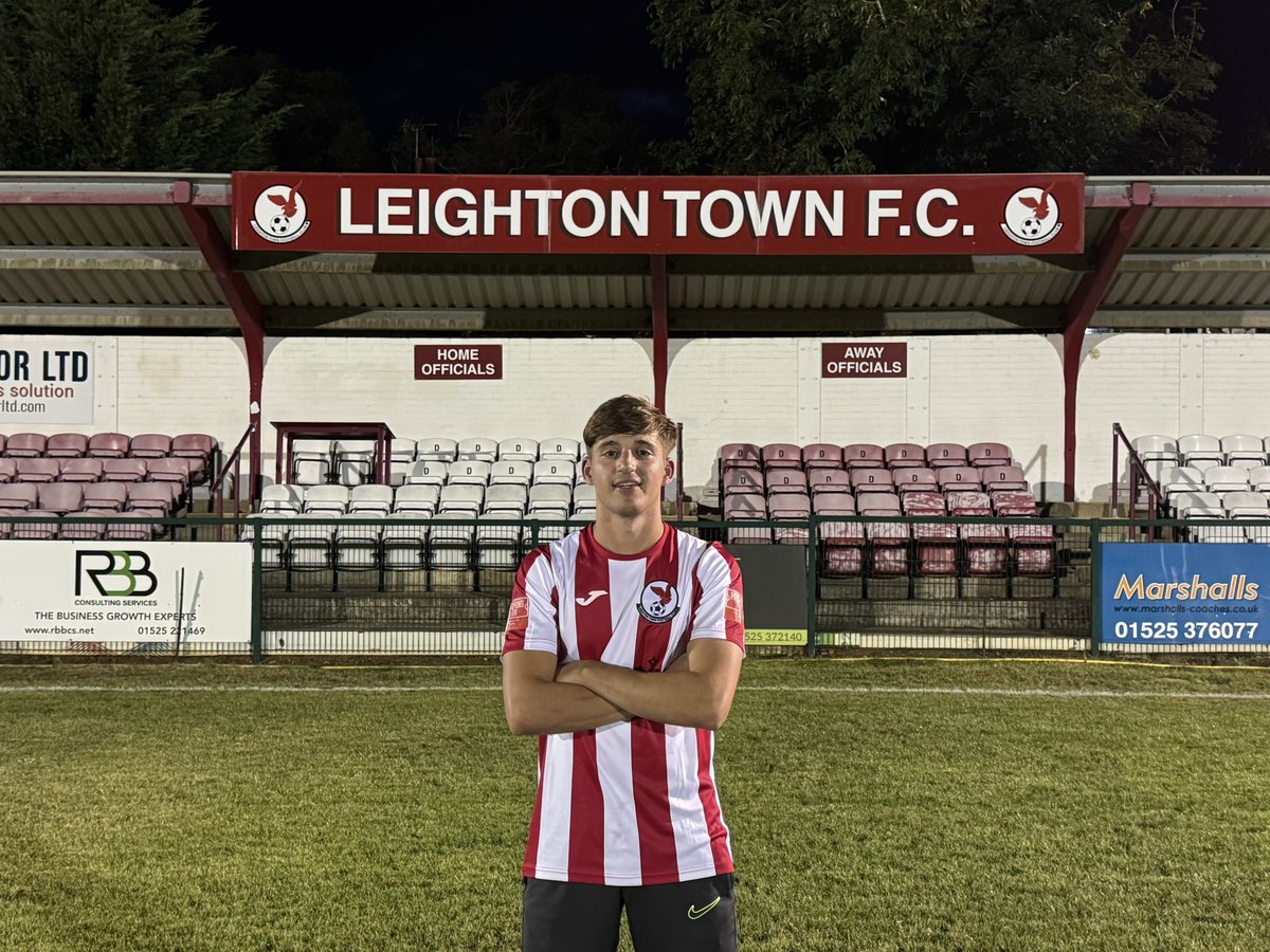𝙒𝙚𝙡𝙘𝙤𝙢𝙚, 𝙇𝙚𝙤 𝙁𝙖𝙧𝙧𝙪𝙘𝙝 🤩

Leighton Town are delighted to announce the signing of Leo Farruch 😁

Leo has impressed out wide during Pre-Season and joins us from <a href="/QuornAFC/">Quorn Football Club</a> 👏

Welcome <a href="/l3ofarruch/">l3ofarruch</a> 🤝

#YourTownYourTeam