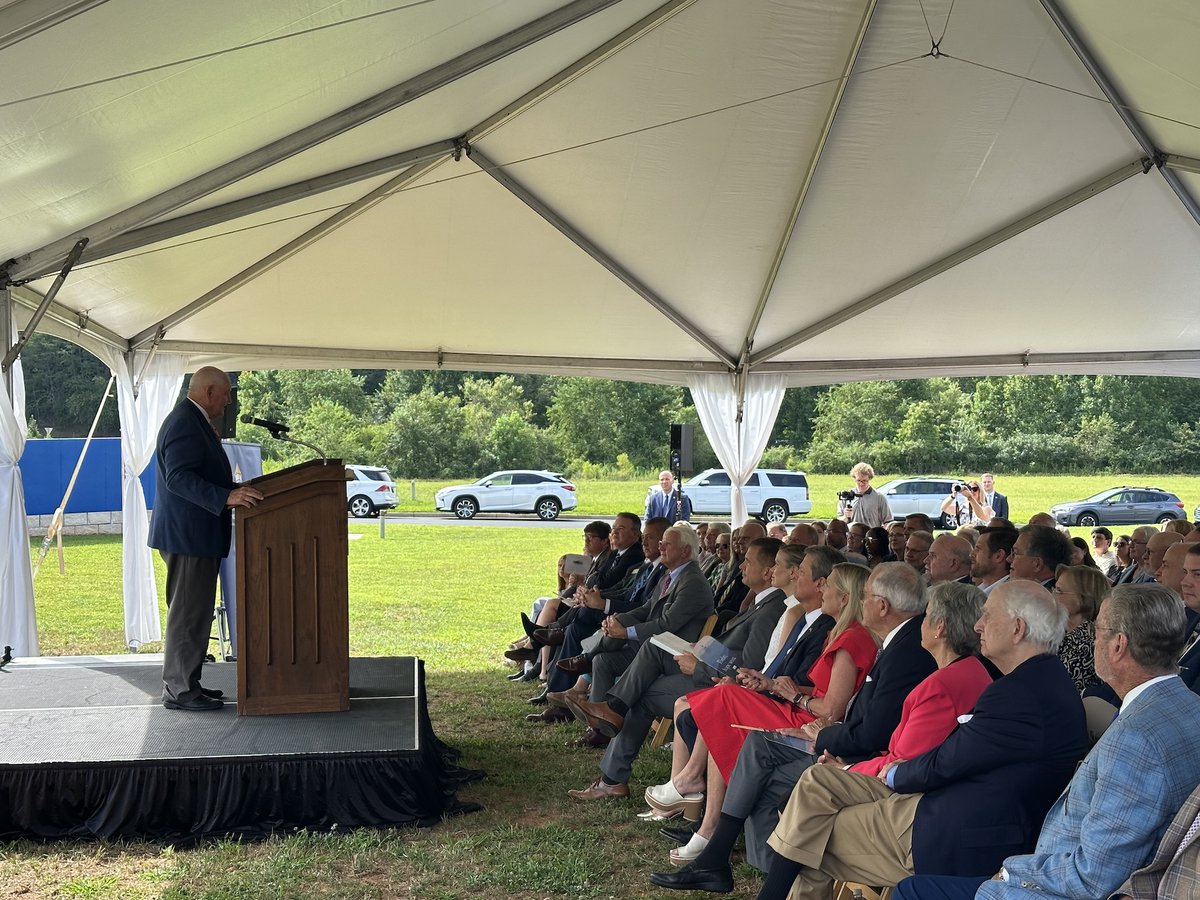 UniversitySystemofGA (@borusg) on Twitter photo Thank you, Pres. Shannon, for welcoming us to <a href="/uofnorthgeorgia/">University of North Georgia</a>’s ribbon-cutting for the expanded Ralston Hall! The late speaker’s family and friends joined <a href="/GovKemp/">Governor Brian P. Kemp</a> & <a href="/GAFirstLady/">First Lady Marty Kemp</a> today in Blue Ridge to celebrate this new space to educate future teachers & nurses. Thank you, Pres. Shannon, for welcoming us to <a href="/uofnorthgeorgia/">University of North Georgia</a>’s ribbon-cutting for the expanded Ralston Hall! The late speaker’s family and friends joined <a href="/GovKemp/">Governor Brian P. Kemp</a> & <a href="/GAFirstLady/">First Lady Marty Kemp</a> today in Blue Ridge to celebrate this new space to educate future teachers & nurses.