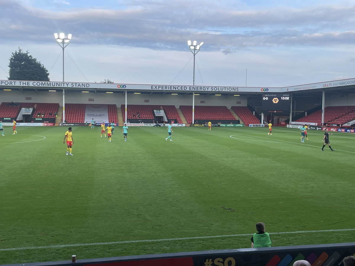 Great  free-kick from Bellegarde 

Be interesting to see who’s on set-pieces this season?

Arias will have a decent shout, but they’ll be a few vying for set-piece duties 

Hwang took pen on Saturday, but assume Strand Larsen would be the favourite for spot kicks 

#wwfc