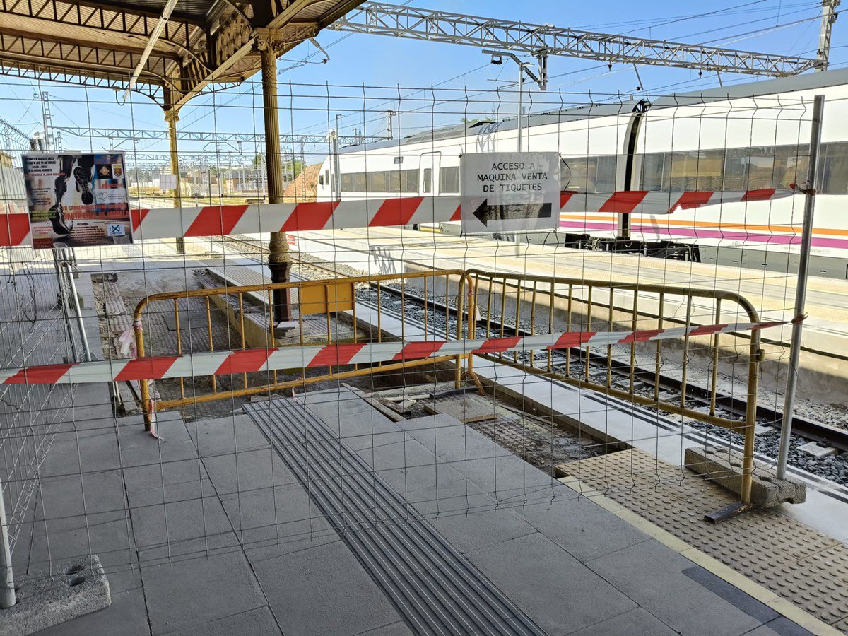 Avaaf El Trenillo tweet media