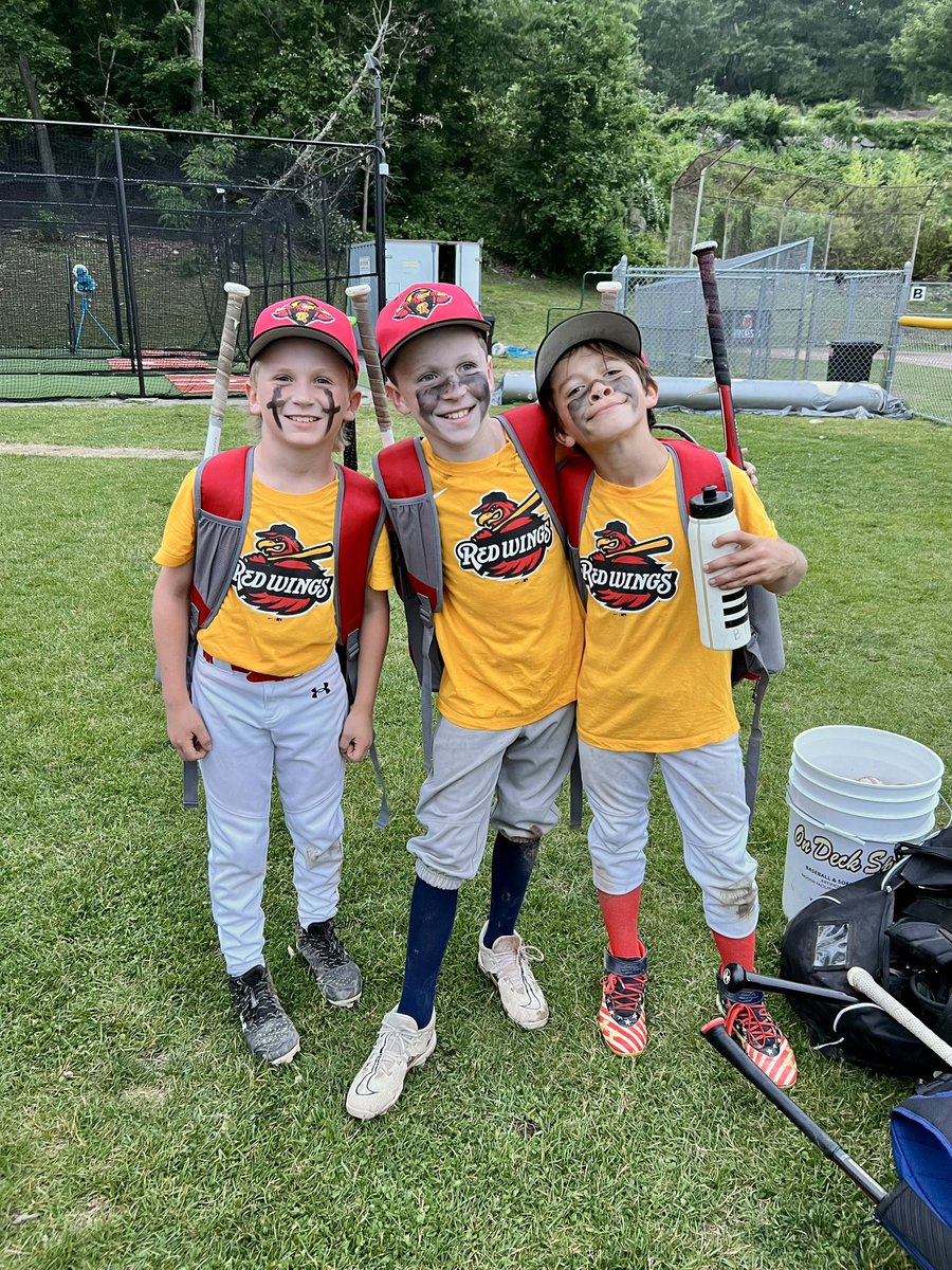 Cape Cod Gal tweet media