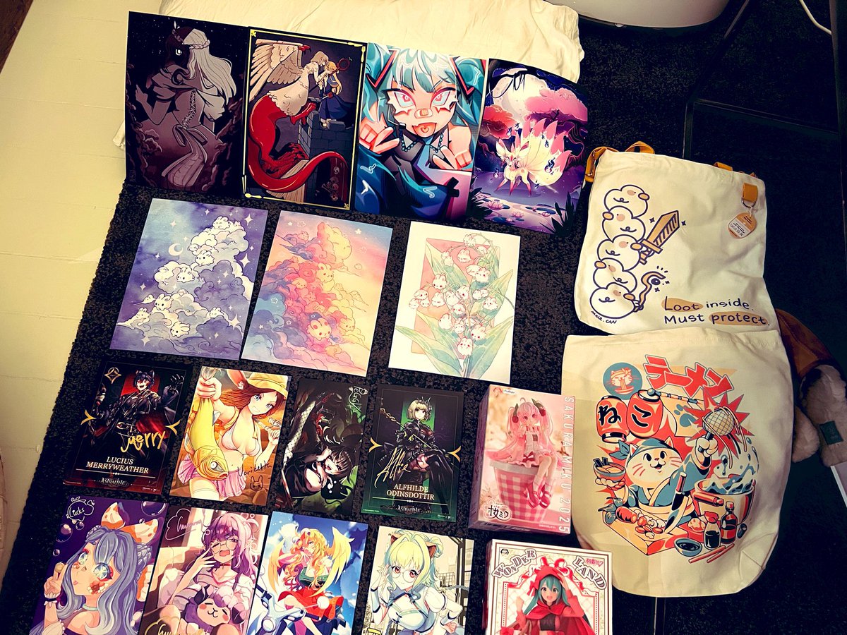 emanoholdric's tweet photo. Thank you to all artists who created this beautiful artwork and merch at NärCon.
@afternoonfika @meil_can @jesswashereart @amicyberspace @birdietamart Smoffi @BloodyPink1 @haruempathy @sailor_juno @thatssocreepy_ @onedayfour @Nijagen @VtuberValhalla @SnipSnipStudio
#narcon https://t.co/AO22dhJ8Vs