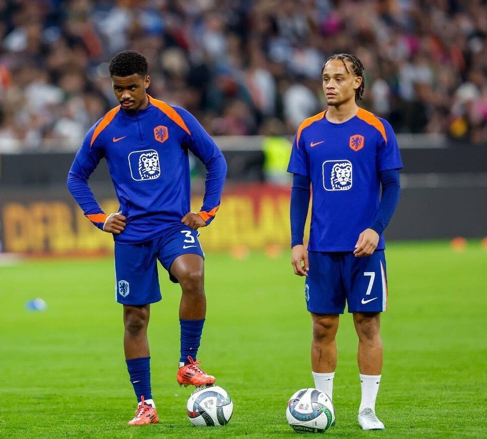 Double Dutch🇳🇱🇳🇱🇳🇱One to go💙💙💙