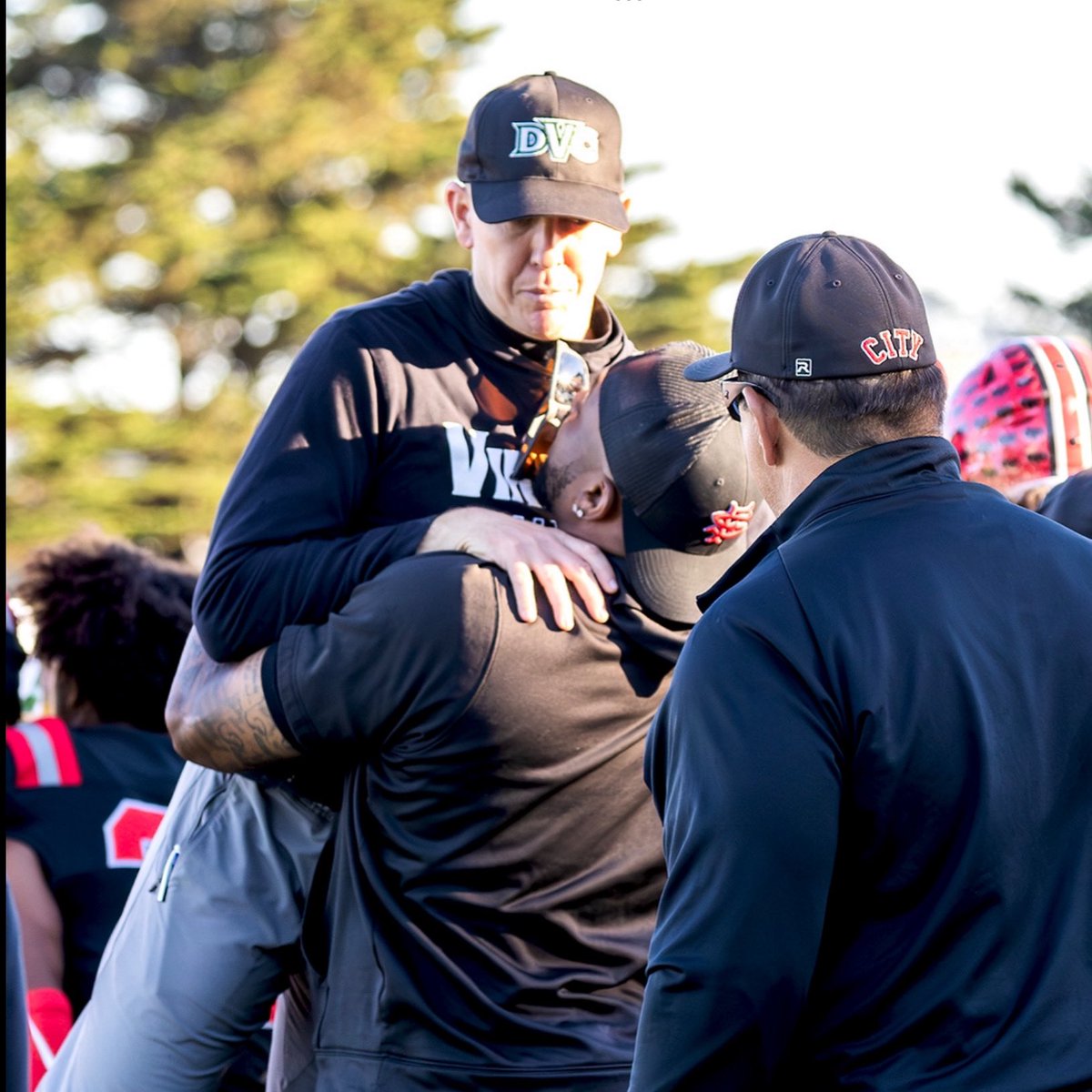 LarryGrant95's tweet photo. Tis’ the season…. 2025 Football Season is finally here!!!! Come out and support the Rams. It’s gon be special in 2025.  #RevengeTour #NoPlaceLikeCity #SeeYallSoon @CCSFFootball https://t.co/MRFkiEKAuP