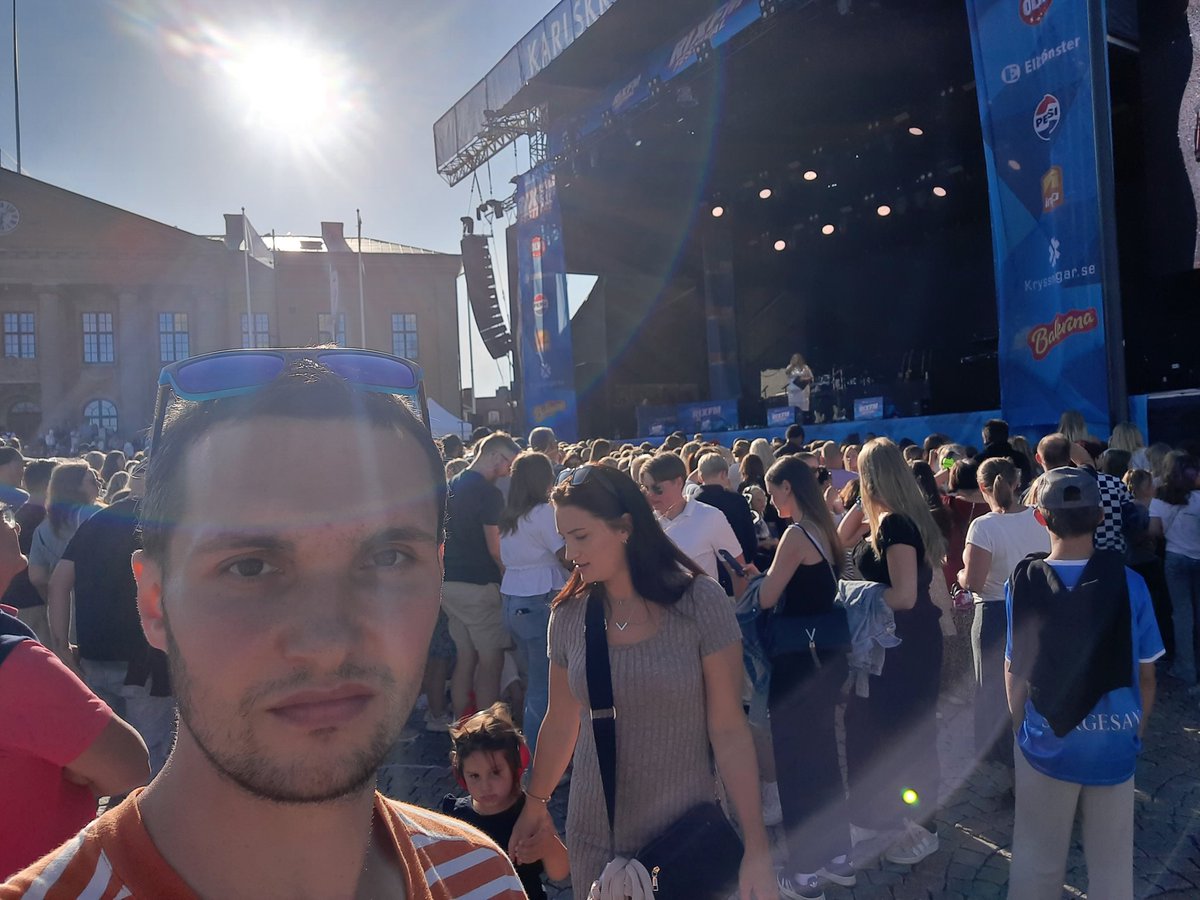 robertjed1996's tweet image. I had a great day at Rix FM Festival in Karlskrona. I didn&apos;t see all musicians perform because I had to catch a train. I am happy to see the musicians I saw

#rixfm #rixfmfestival @RIXFM @rixfmfestival