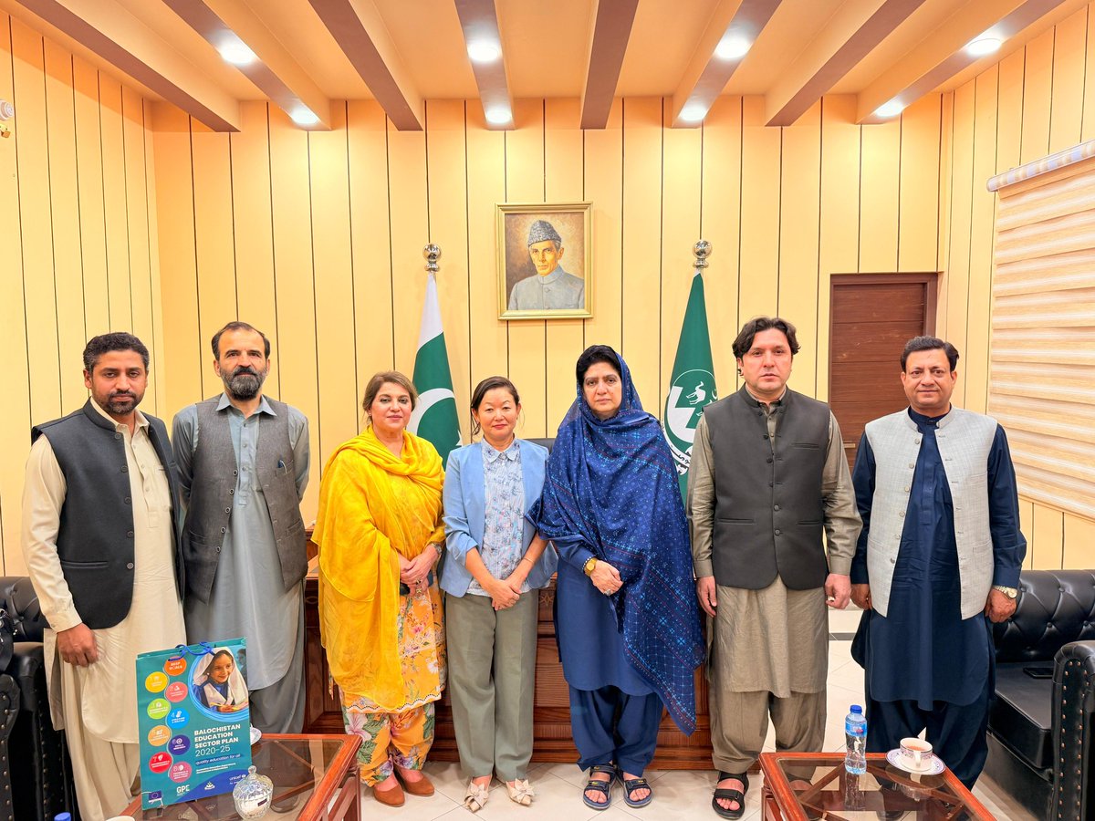 Education Minister Madam Rahila Hameed Khan Durrani met with WFP Country Director for Pakistan, Ms. Coco Ushiyama, and presented the Balochistan Education Sector Plan (BESP).
#RevolutionizingEducation 
#MinisterEducation 
##RahilaDurrani