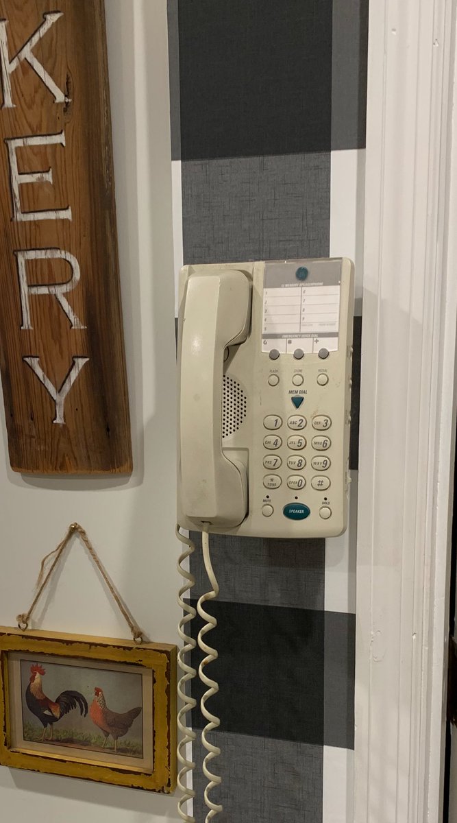 Deborah Roberts tweet media