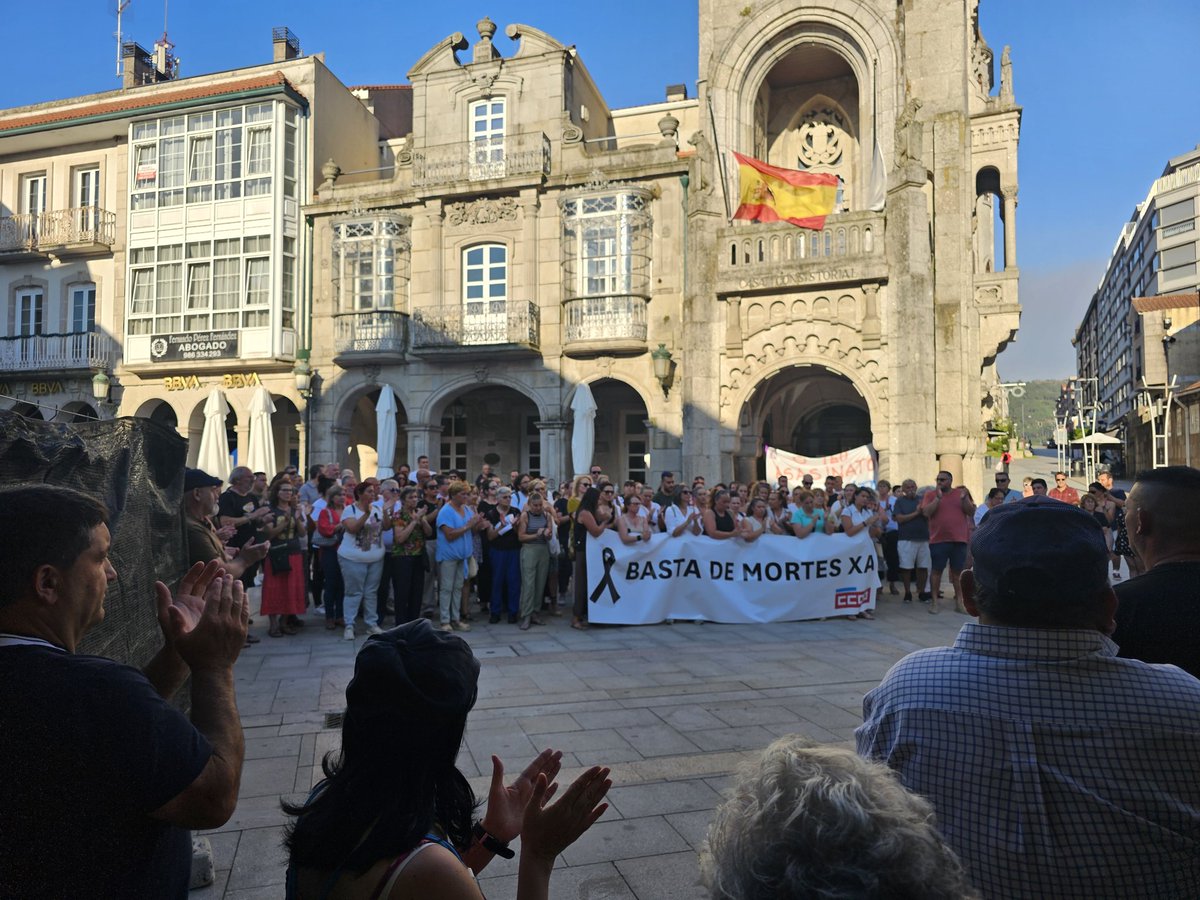 😡✊ Desde CCOO Industria Galicia condenamos o asasinato dunha compañeira do SAF no Porriño. Hoxe 30-X ás 20 h concentrámonos diante do Concello: esiximos protección real, dúas auxiliares por servizo e fin do limbo legal nos domicilios. Súmate! #SAF #SeguridadeNoTraballo #Porriño