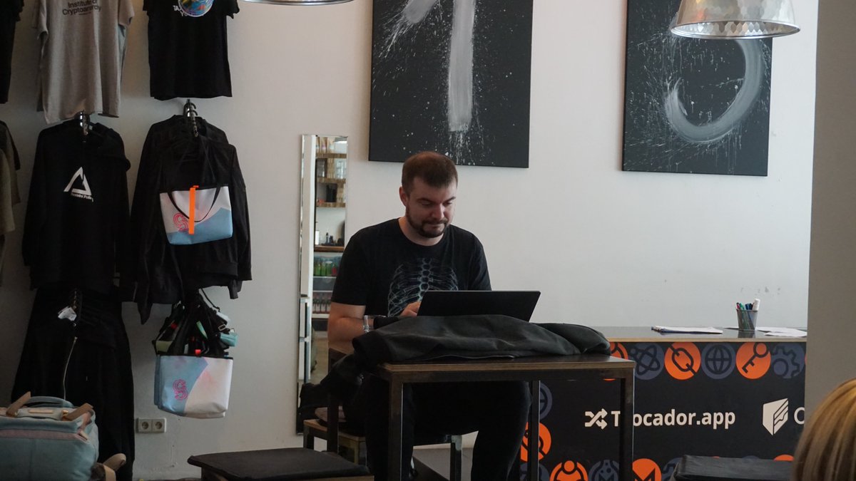 10 builders. One room. Endless energy.

Our first Solana Co-Working Day in Prague was a success – full of good vibes, ideas, and people helping each other across the Solana and broader Web3 space.

This is just the beginning.
Soon - more events, more connections, more building🛠️