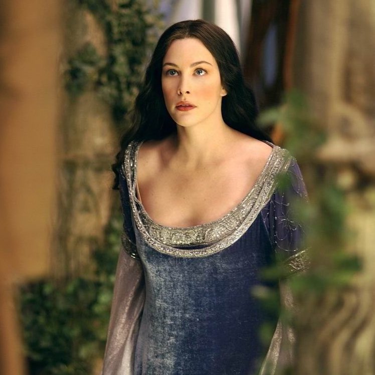 a lady of rivendell 🍂