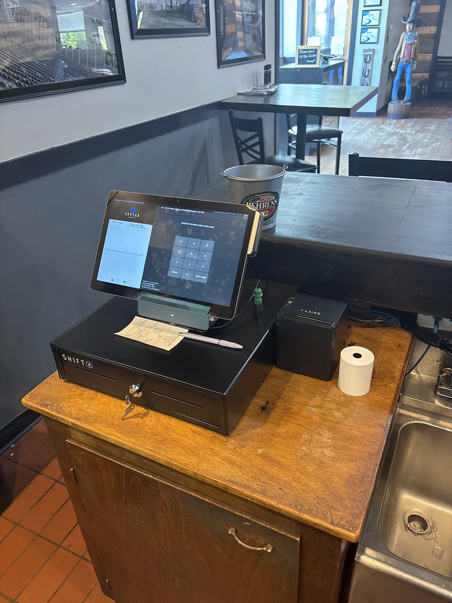 JLee_skytab's tweet photo. Sagebrush Steakhouse in Wilkesboro, NC is the last, but not least, of their line to level up with @SkyTabPOS Powered by @Shift4!  Staff love the interface and intuitiveness! https://t.co/5D0NS9XyBs