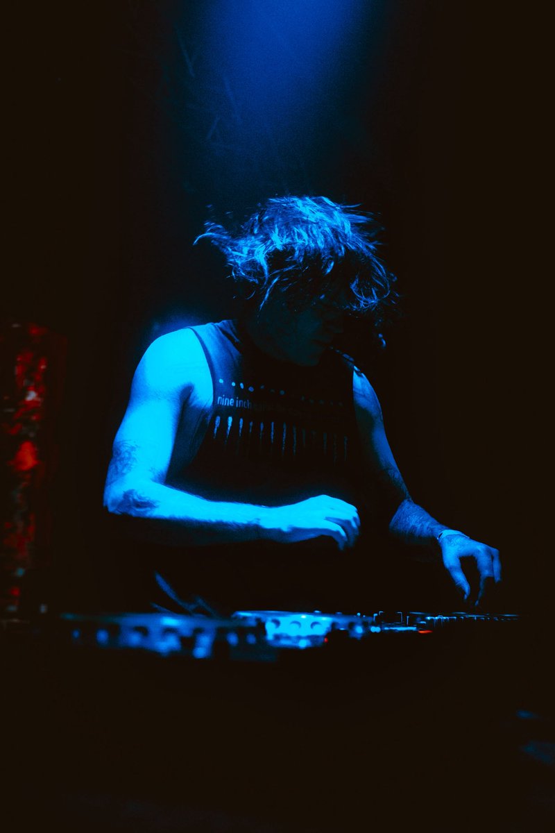 svddendeath's tweet photo. https://t.co/EyhJbSLEkH