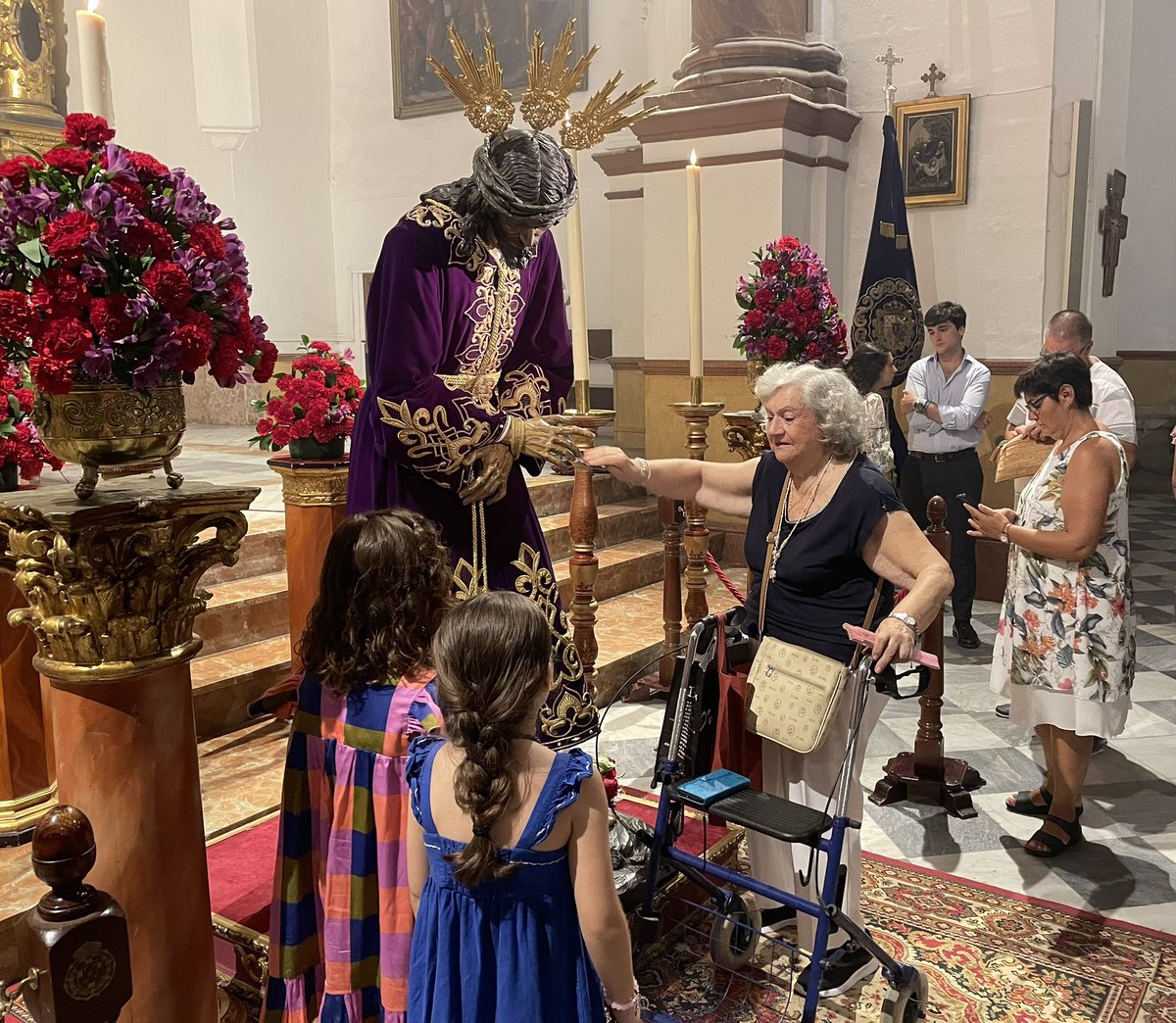 TRABAJADERA (SER) (@rjcofrades) on Twitter photo Es la hora de la despedida….El Señor volverá prácticamente justo para sus Cultos Pre Cuaresmales, mucho ánimo a <a href="/CincoLlagasHdad/">Hermandad de las Cinco Llagas</a> , oraciones a la Esperanza siempre !!! Es la hora de la despedida….El Señor volverá prácticamente justo para sus Cultos Pre Cuaresmales, mucho ánimo a <a href="/CincoLlagasHdad/">Hermandad de las Cinco Llagas</a> , oraciones a la Esperanza siempre !!!