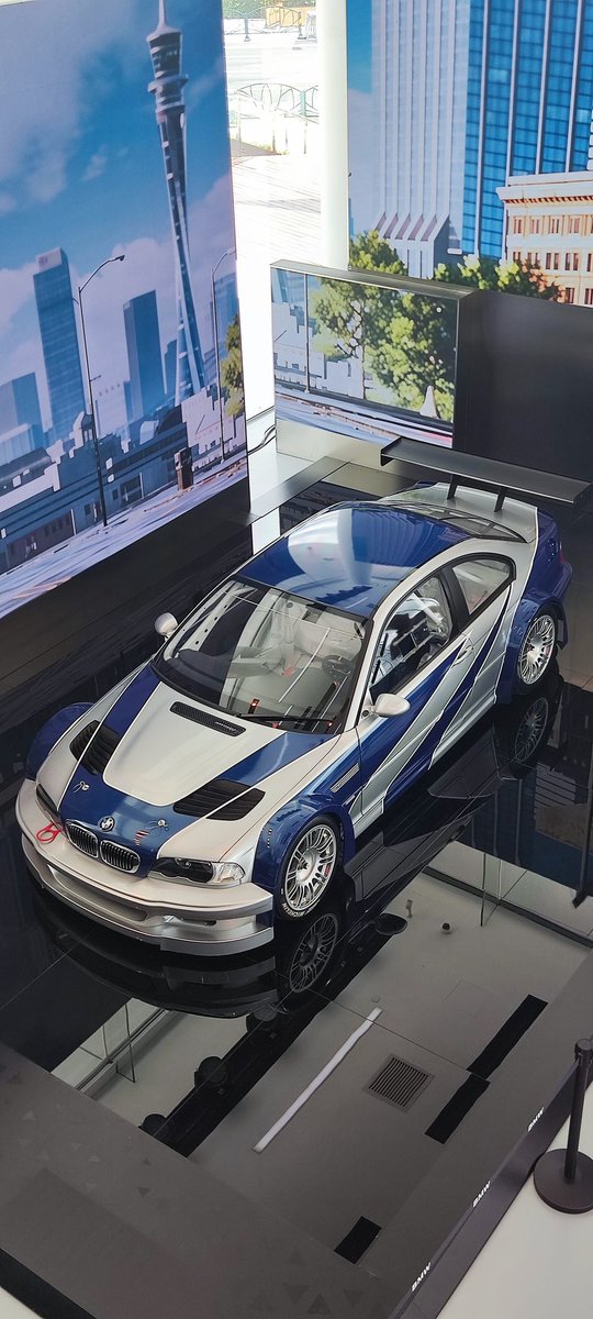 x_IGNISx's tweet photo. @BMWMotorsport I know it's corny, but this is the only BMW I dream of https://t.co/EI6XOQqKre