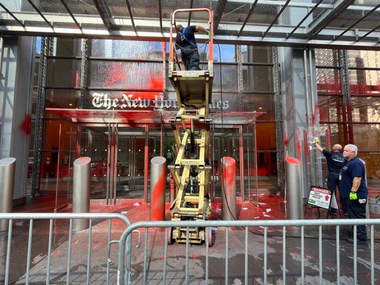 BREAKING: Free Palestine activists just defaced The New York Times building in Manhattan with red paint. Not because the Times was too tough on Israel, but because of one tiny apology that didn’t fit their narrative.

They want the media to keep lying about Israel. Even the