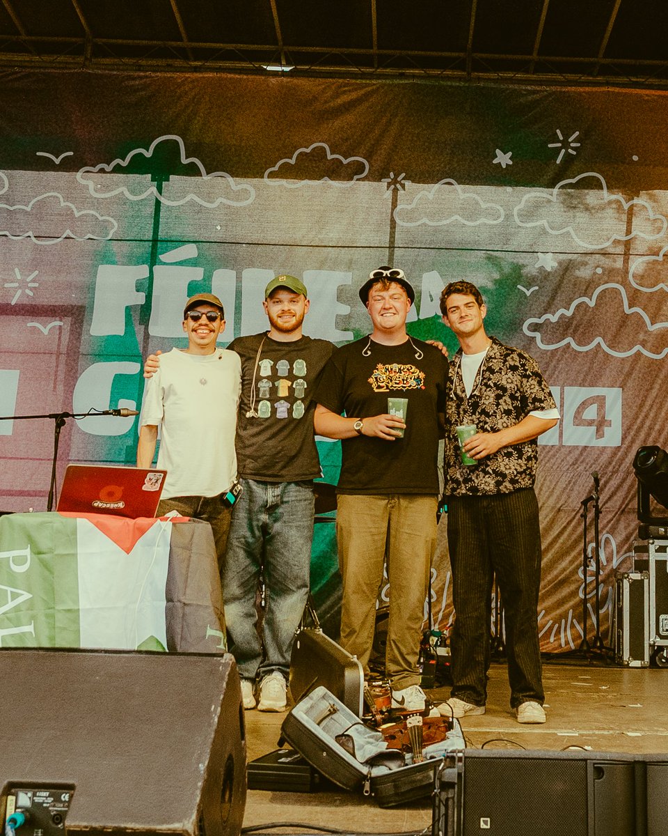 🏴󠁧󠁢󠁳󠁣󠁴󠁿 🤝 🇮🇪 MAL aig Féile na Gealaí 🌙
📸 Claire Loughran