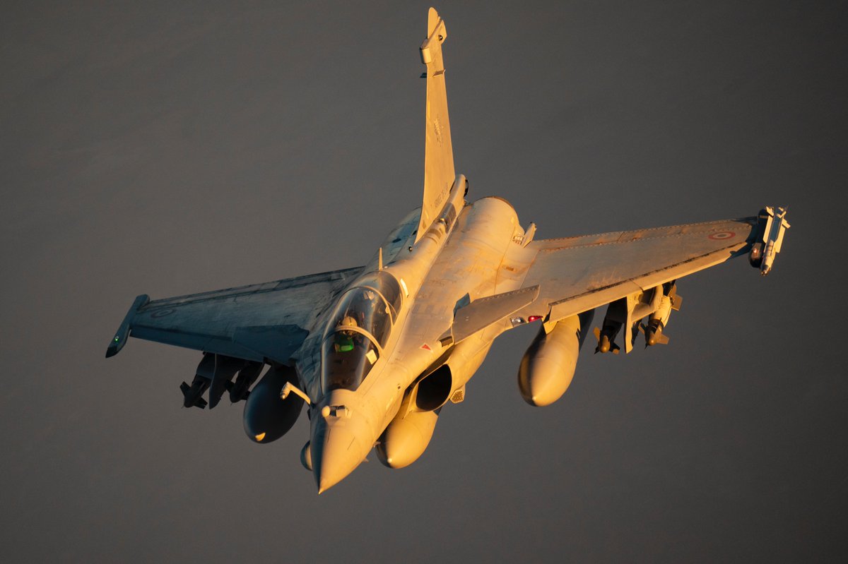 [🇮🇳🇵🇰-🇫🇷]

Le retour d’expérience indien est tombé… le Rafale aurait pleinement rempli sa mission lors de l’Opération Sindoor.

Loin des fakes news diffusées par des médias 🇵🇰 et 🇨🇳, l’🇮🇳 a salué les performances du Rafale et du missile SCALP🇫🇷.

Rapide retour sur le RETEX 🇮🇳 ⬇️